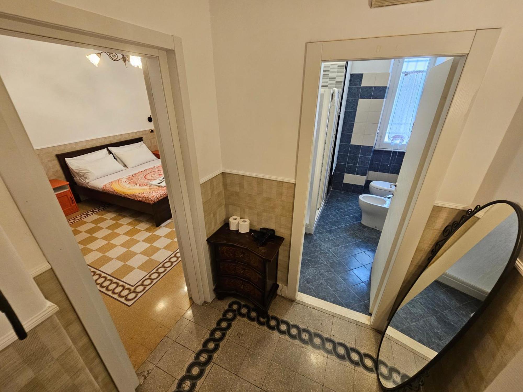 4rooms In * Rom